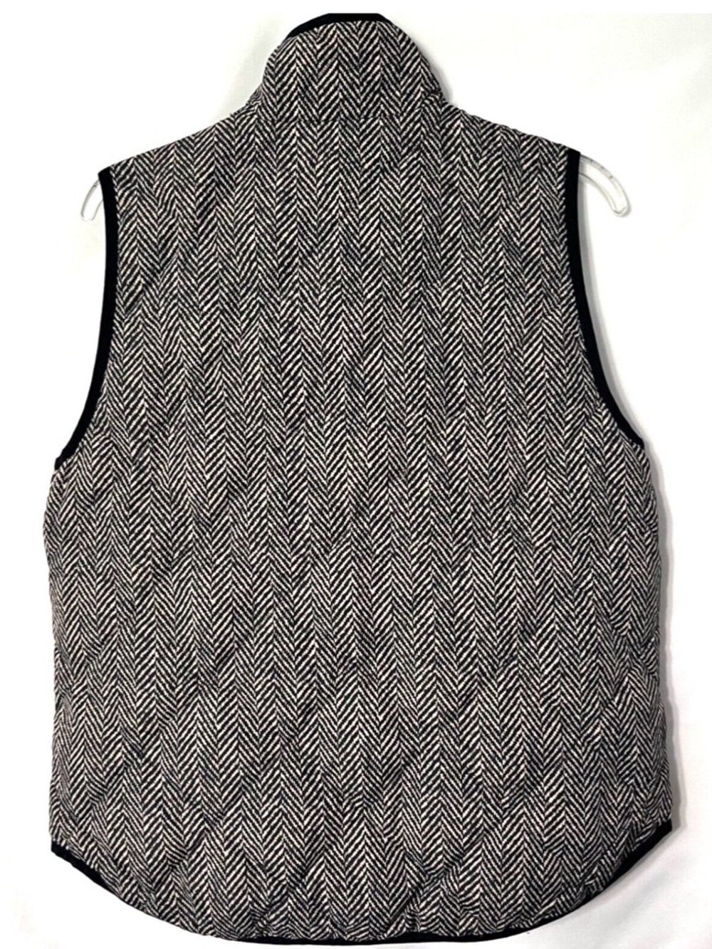 J. Crew black and white Herringbone quilted vest - Picture 3 of 7